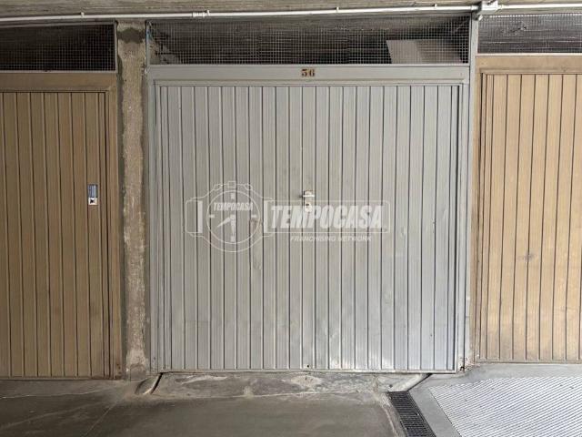Box / Garage in vendita a Rivoli TO