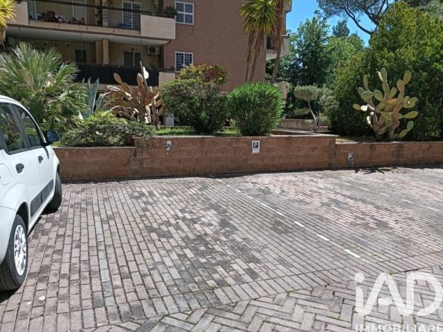 Box / Garage in vendita a Roma RM
