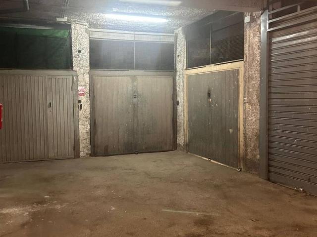 Box / Garage in vendita a Roma RM