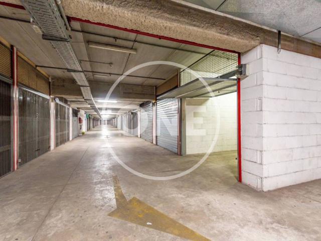 Box / Garage in vendita a Roma RM