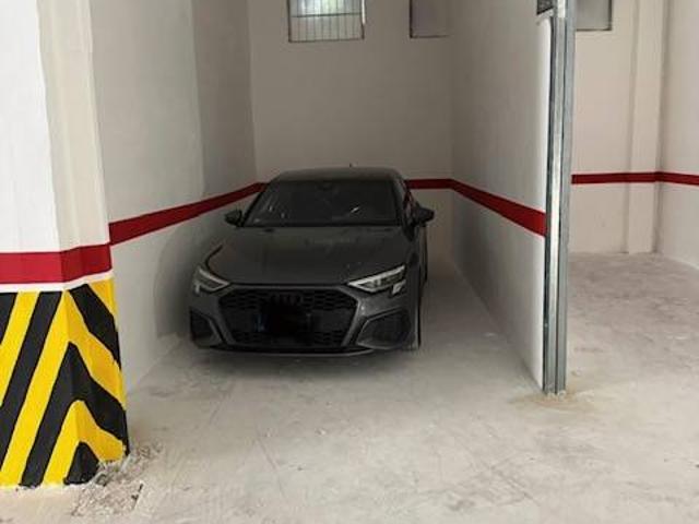 Box / Garage in vendita a Roma RM