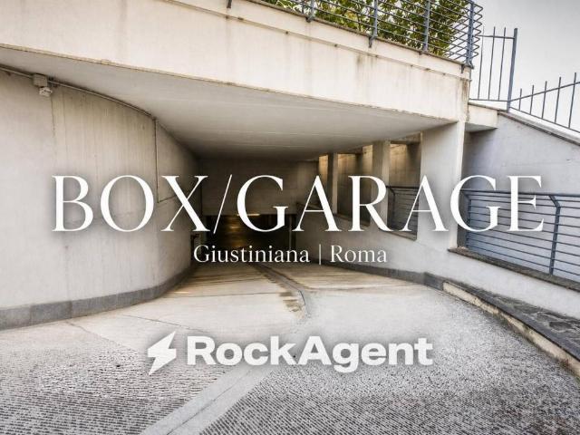 Box / Garage in vendita a Roma RM