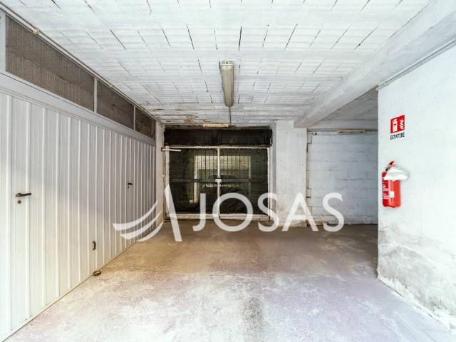 Box / Garage in vendita a Roma RM