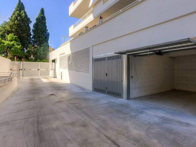 Box / Garage in vendita a Roma RM