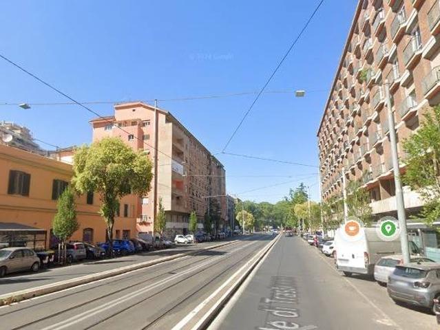 Box / Garage in vendita a Roma RM