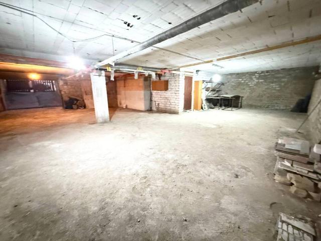 Box / Garage in vendita a Roma RM
