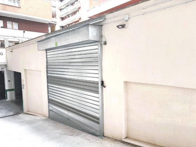 Box / Garage in vendita a Roma RM