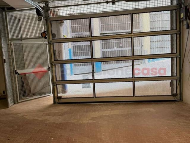 Box / Garage in vendita a Roma RM