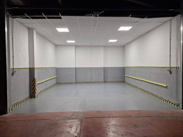 Box / Garage in vendita a Roma RM