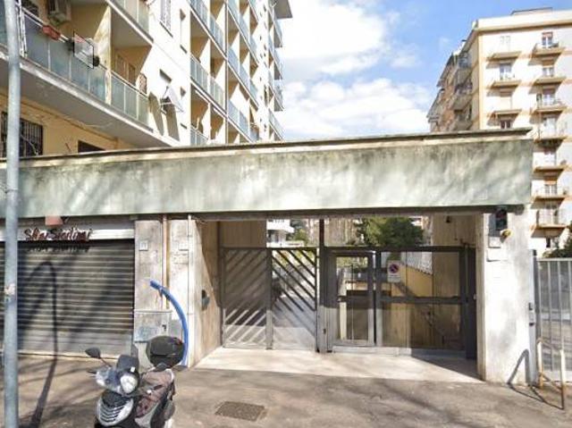 Box / Garage in vendita a Roma RM