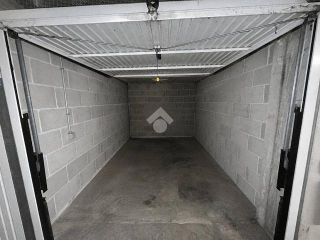 Box / Garage in vendita a Roma RM