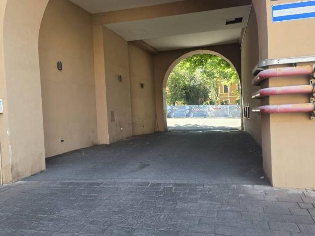 Box / Garage in vendita a Roma RM