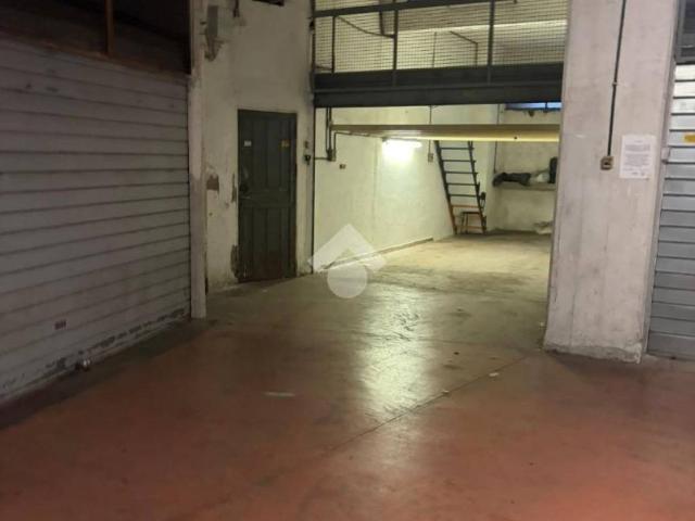 Box / Garage in vendita a Roma RM
