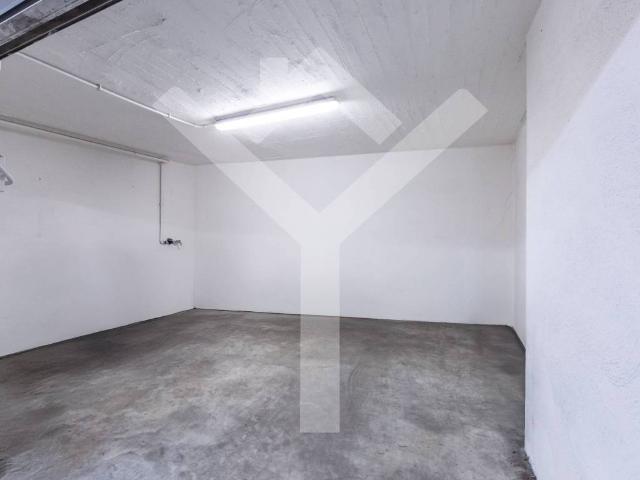 Box / Garage in vendita a Roma RM