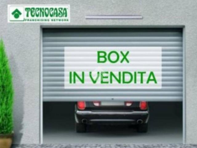 Box / Garage in vendita a Roma RM