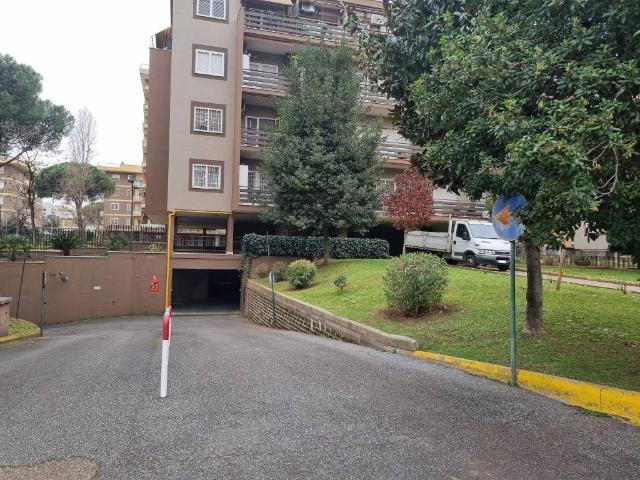 Box / Garage in vendita a Roma RM