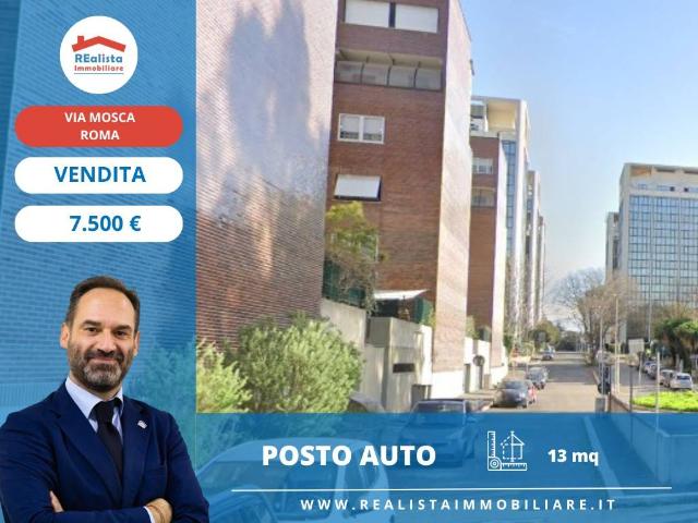 Box / Garage in vendita a Roma RM