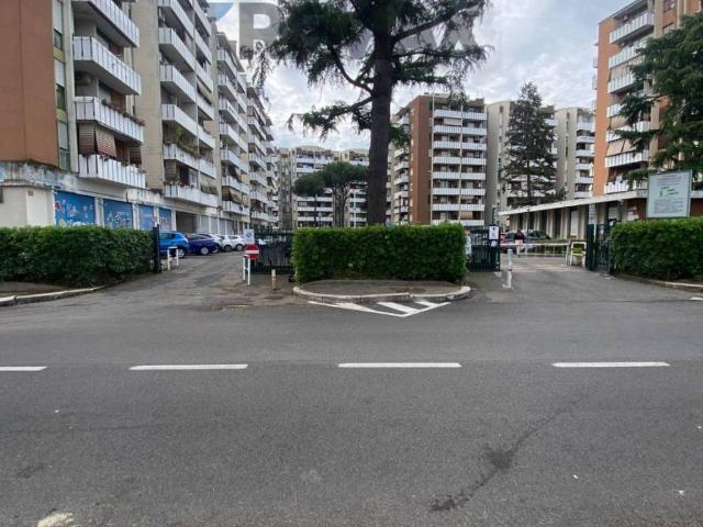 Box / Garage in vendita a Roma RM