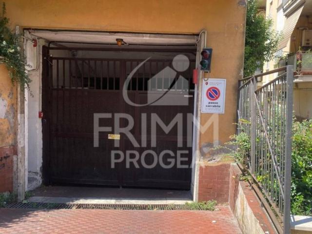 Box / Garage in vendita a Roma RM