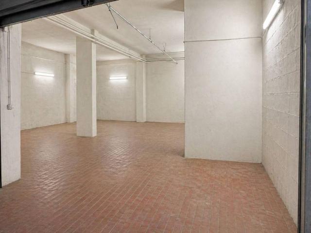 Box / Garage in vendita a Roma RM