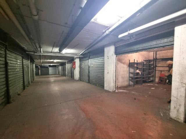Box / Garage in vendita a Roma RM