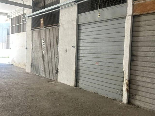Box / Garage in vendita a Roma RM