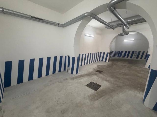 Box / Garage in vendita a Roma RM
