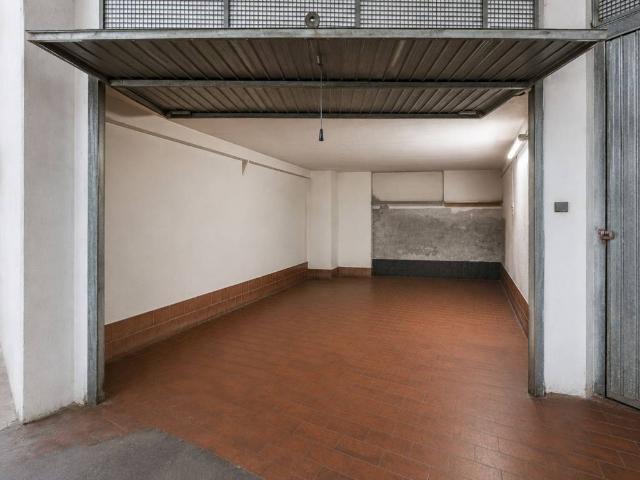Box / Garage in vendita a Roma RM