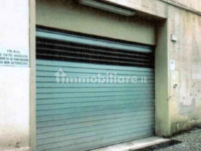 Box / Garage in vendita a Roma RM