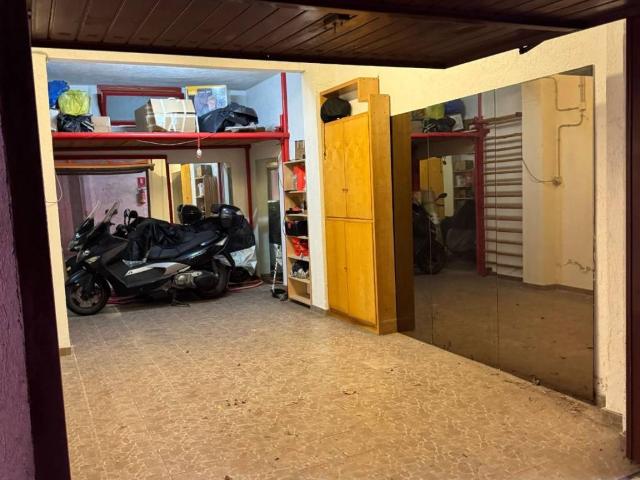 Box / Garage in vendita a Roma RM