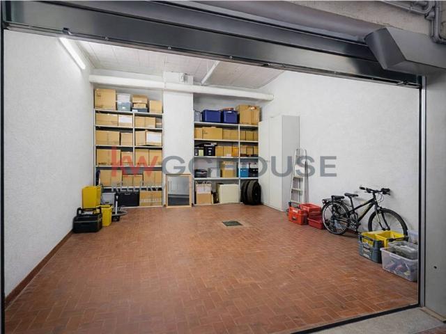 Box / Garage in vendita a Roma RM