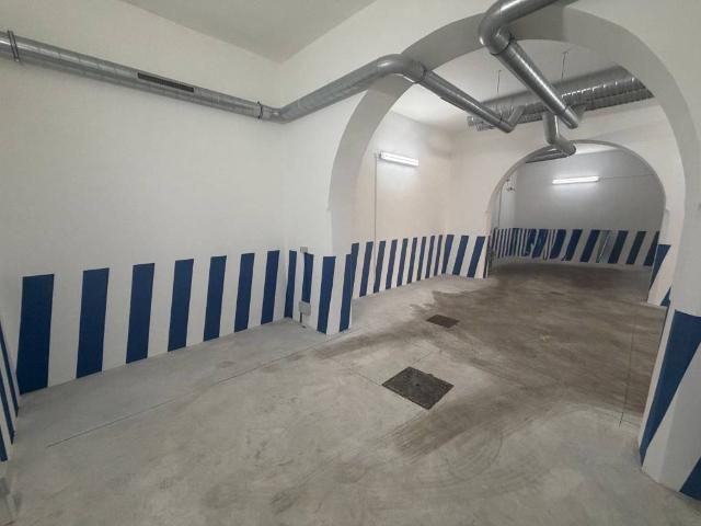Box / Garage in vendita a Roma RM