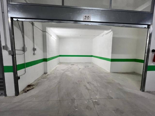 Box / Garage in vendita a Roma RM