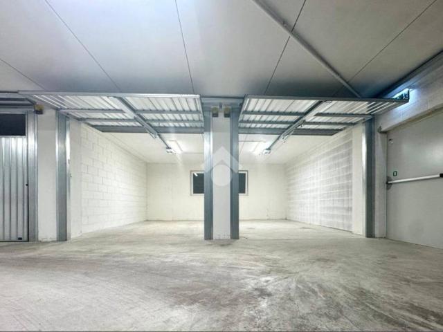 Box / Garage in vendita a Rovereto TN