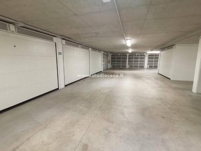 Box / Garage in vendita a Rovereto TN