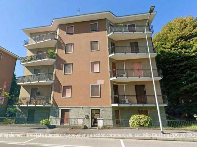 Box / Garage in vendita a Rozzano MI
