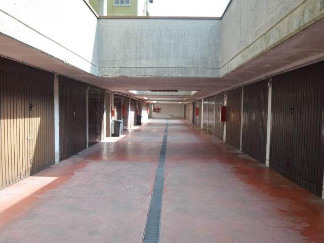 Box / Garage in vendita a Rozzano MI