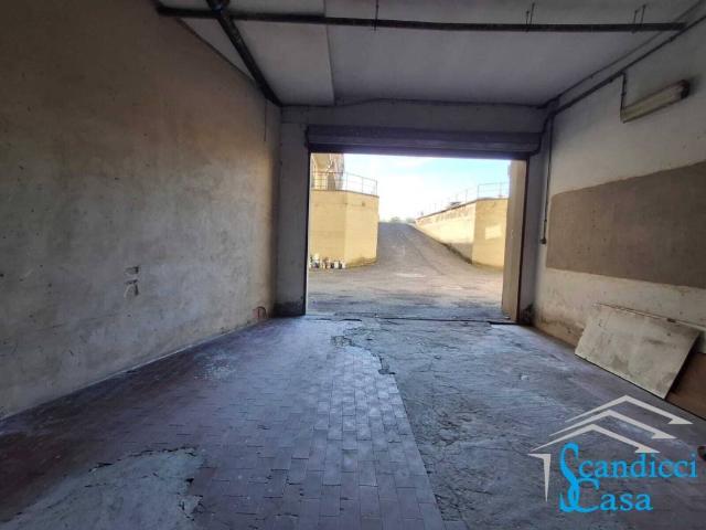 Box / Garage in vendita a Scandicci FI