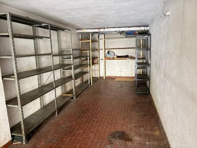 Box / Garage in vendita a Scandicci FI