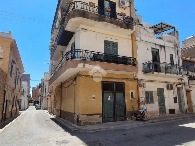 Box / Garage in vendita a Santa Flavia PA