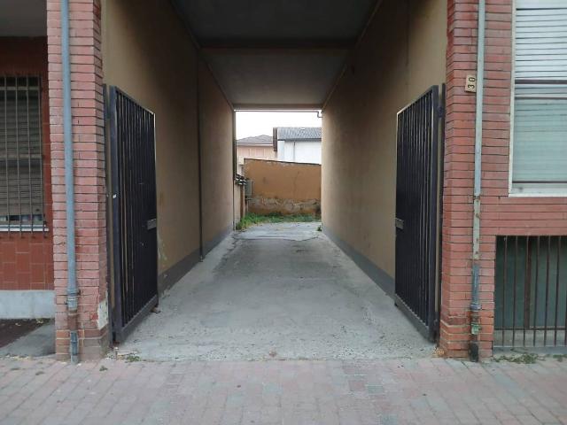 Box / Garage in vendita a Sant'Angelo Lodigiano LO