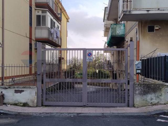 Box / Garage in vendita a Sant'Agata li Battiati CT