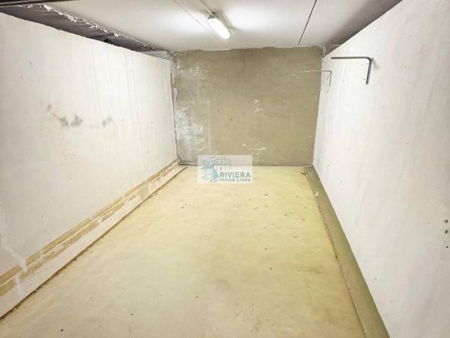 Box / Garage in vendita a Santo Stefano al Mare IM