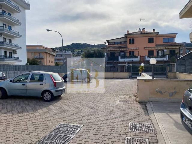 Box / Garage in vendita a San Benedetto del Tronto AP