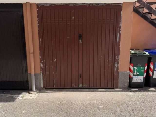 Box / Garage in vendita a San Giuliano Milanese MI