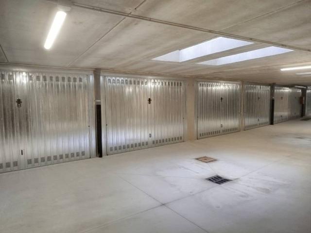 Box / Garage in vendita a San Giovanni Bianco BG