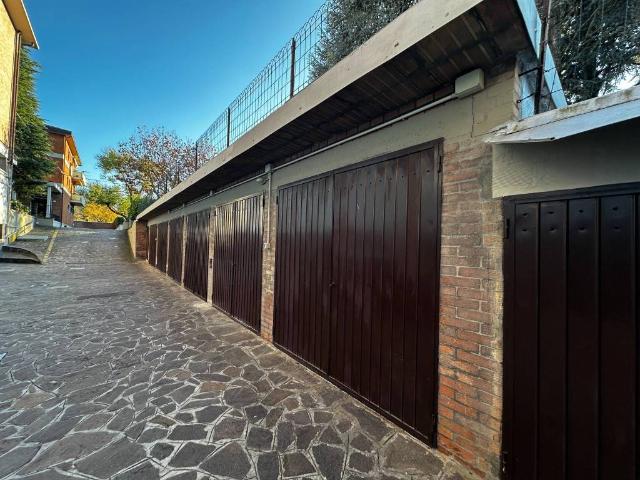 Box / Garage in vendita a San Lazzaro di Savena BO