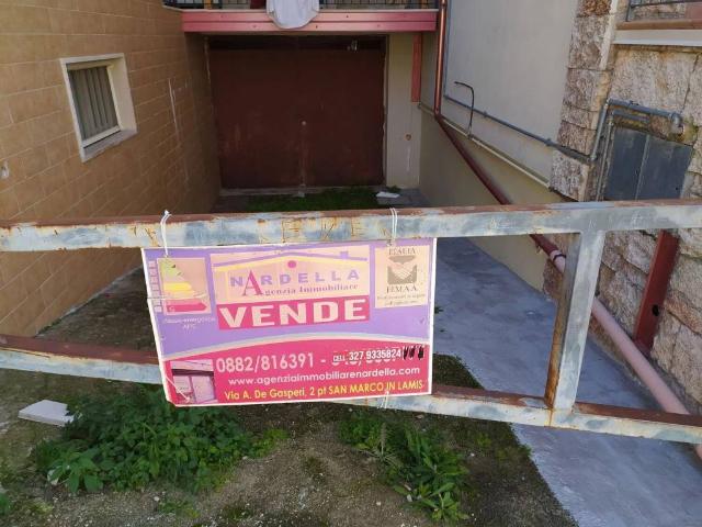 Box / Garage in vendita a San Marco in Lamis FG