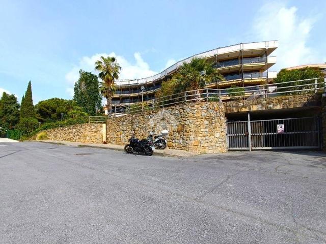 Box / Garage in vendita a Sanremo IM
