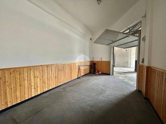 Box / Garage in vendita a Savona SV